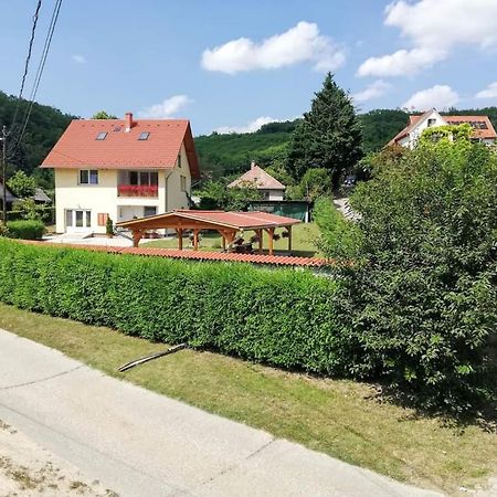 Lotuszvirag Vendeghaz Hotel Szekszárd Exterior foto